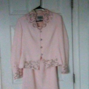 2 piece skirt suit